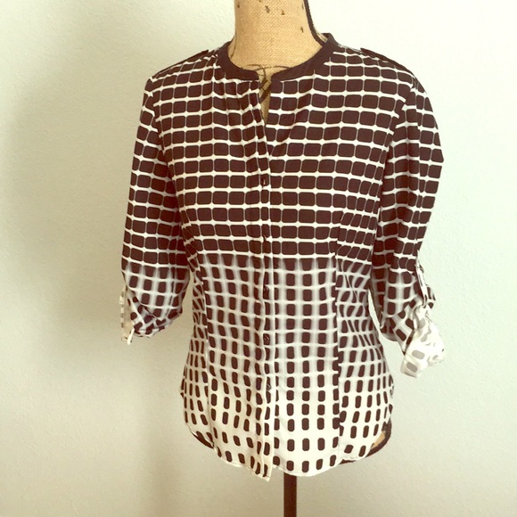 Calvin Klein Tops - Calvin Klein geometric illusion dress shirt